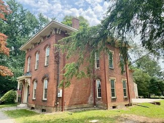 311 Granville St, Newark, OH 43055