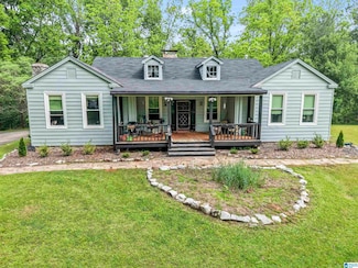 1671 Walnut St, Centreville, AL 35042