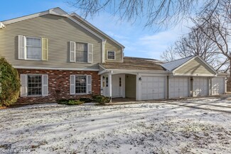27 Exeter Ct Unit 101B, Naperville, IL 60565