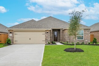 14005 Starboard Reach Dr, Santa Fe, TX 77510