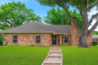 3809 Runge Ct E, Irving, TX 75038
