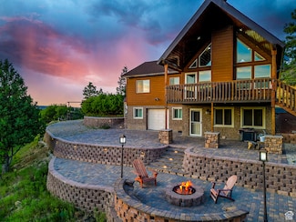 2595 W W Canyon View Dr, Kanab, UT 84741