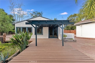 4351 Saltillo St, Woodland Hills, CA 91364