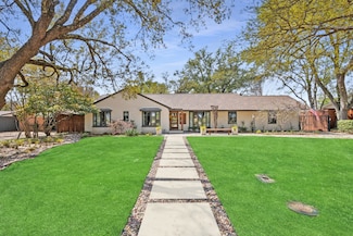 11223 Dwarfs Cir, Dallas, TX 75229