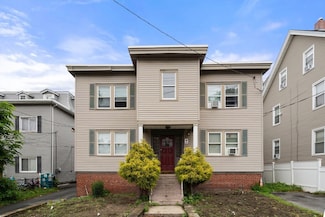 4 Warren Ave, Chelsea, MA 02150