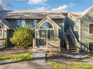 5023 Summit View Ct, Somerset, PA 15501