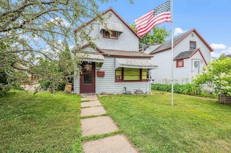 118 3rd St, Nashwauk, MN 55769