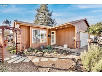 6832 N Sky St, Portland, OR 97203