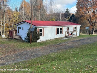 1125 Hall Rd, New Milford, PA 18834