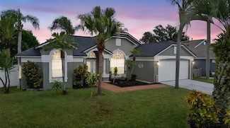 347 Loma Del Sol Dr, Davenport, FL 33896