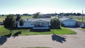 4320 W Jones Ave, Garden City, KS 67846