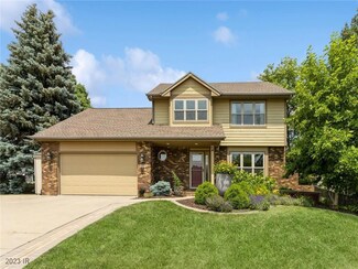 609 58th St, West Des Moines, IA 50266