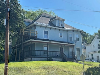 30 Eastern Ave, Barre, VT 05641