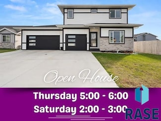 719 Prairieside Trail, Harrisburg, SD 57032