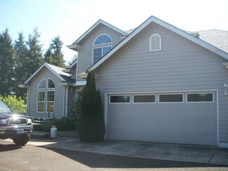 4952 N Clancy Rd, Otis, OR 97368