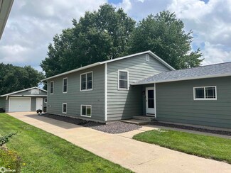 812 Ramsey St, West Burlington, IA 52655
