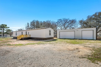 1309 Marie St, Joshua, TX 76058