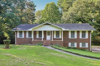 742 Verde Dr, Riverdale, GA 30274