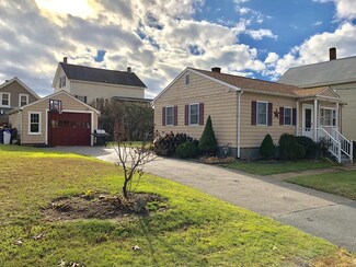 91 Monarch St, Fall River, MA 02723