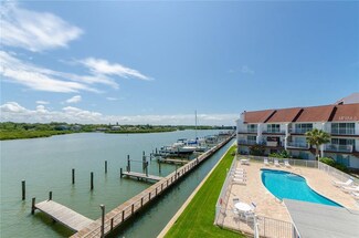 19201 Vista Ln Unit B11, Indian Shores, FL 33785