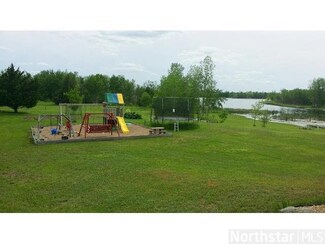 11409 91st St, Clear Lake, MN 55319