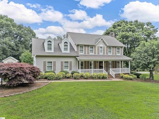 209 Thornhill Dr, Spartanburg, SC 29301