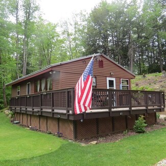 16 Lake Dr, Williamsburg, MA 01096