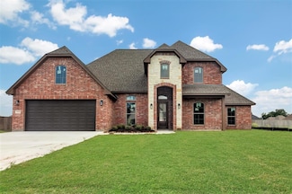 1119 Mary Diane McCall Dr, Lake Charles, LA 70605