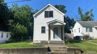 360 Lagro Ave, Saint Louis, MO 63125