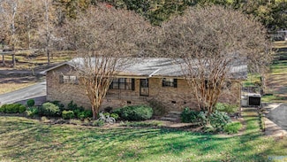 3717 Clark Ave NE, Fort Payne, AL 35967