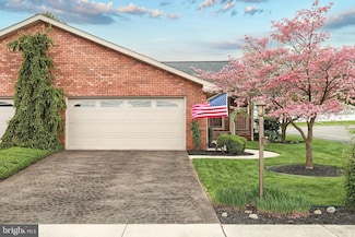 213 Kennedy Ct, Hanover, PA 17331