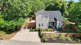 3 Deering St, Greenville, SC 29605