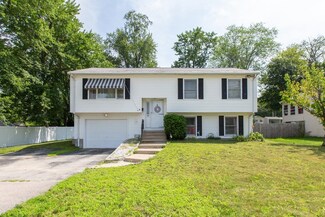 40 Ruth Ave, Manchester, NH 03109