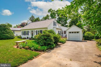 705 Sunset Rd, Glenside, PA 19038