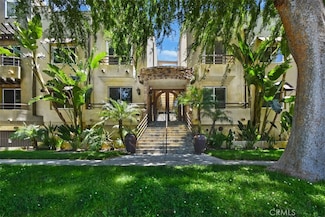 4128 Whitsett Ave Unit 201, Studio City, CA 91604