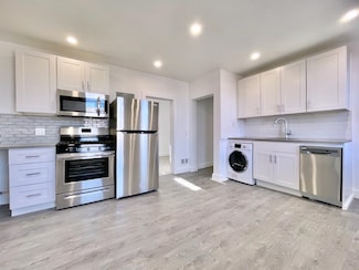 389 Monmouth St Unit 2, Jersey City, NJ 07302