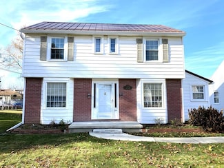 23 W Gaylord Ave, Shelby, OH 44875