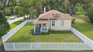 244 N Leavitt Ave, Orange City, FL 32763