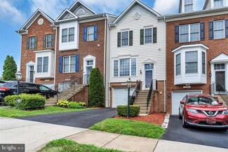 17478 Bayou Bend Cir, Dumfries, VA 22025