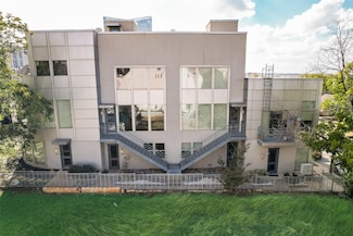 959 W Bluff St Unit 105, Fort Worth, TX 76102