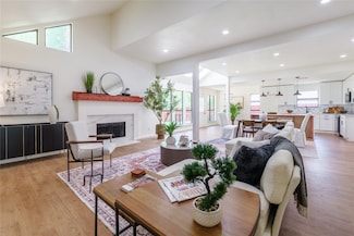 3404 Hilltop Ln, Plano, TX 75023