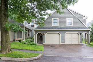 246 Redrock Dr, Burlington, VT 05401
