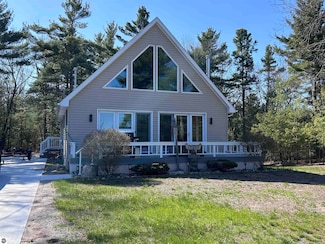 3605 N U S 23, Harrisville, MI 48740