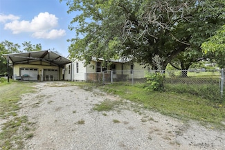 221 E 7th St, Weatherford, TX 76086