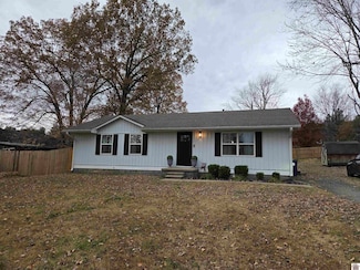 5941 Greenvale Ln, Paducah, KY 42003