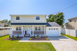 25 Karl Dr, Old Bridge, NJ 08857