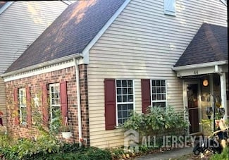 44 Van Pelt Ct, East Brunswick, NJ 08816