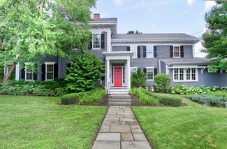 902 High St, Dedham, MA 02026