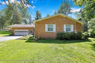 6508 Willow Hwy, Grand Ledge, MI 48837