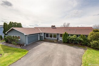 3881 Cliffside Dr, Bellingham, WA 98225